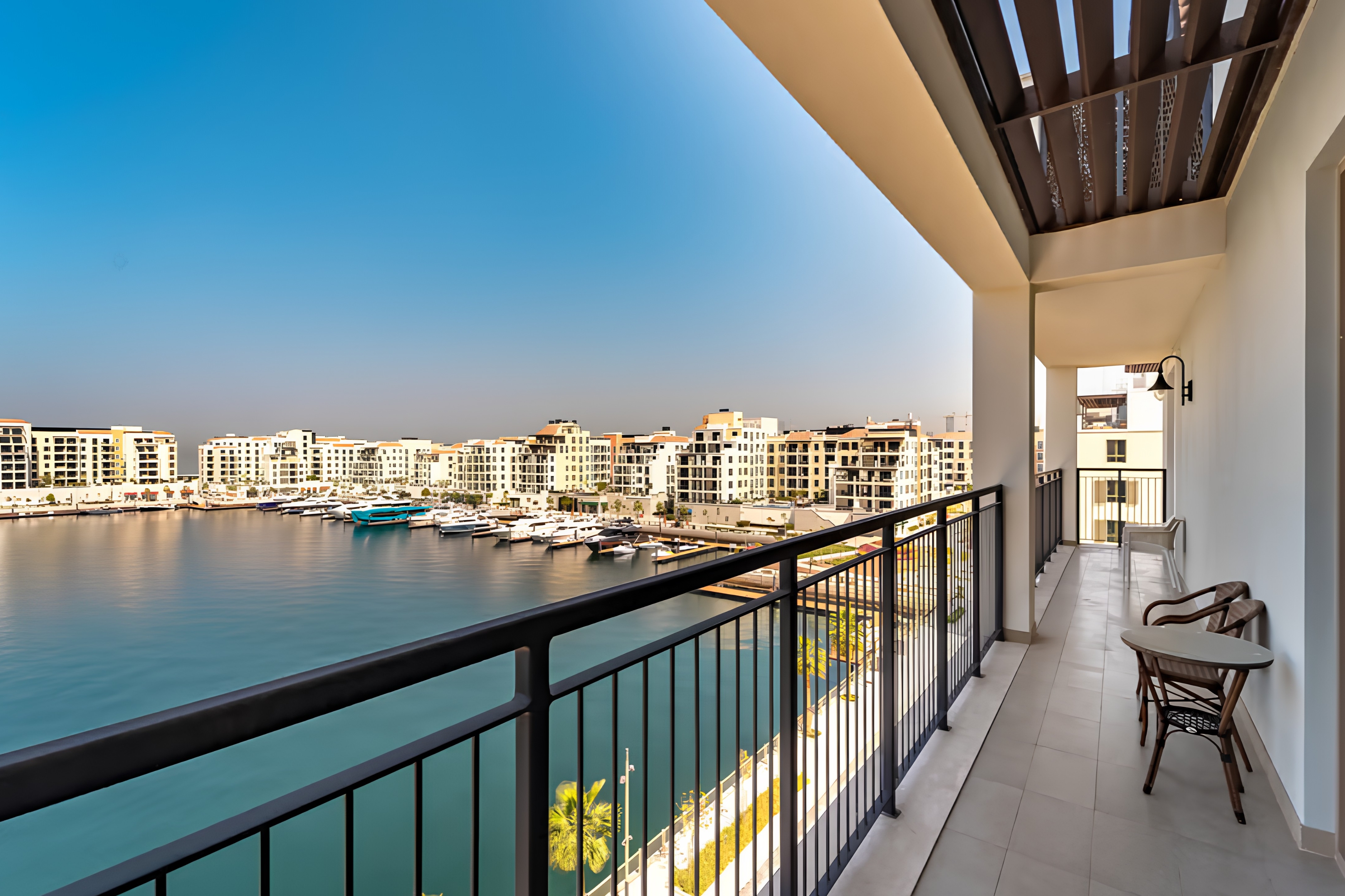 Jumeirah Apartment — photo 1